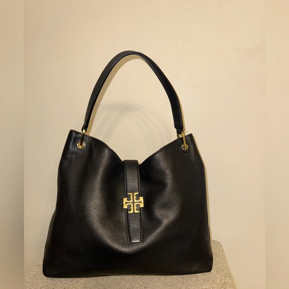 Tory Burch Hobo Shoulder Bag in black - Picture 3 of 15